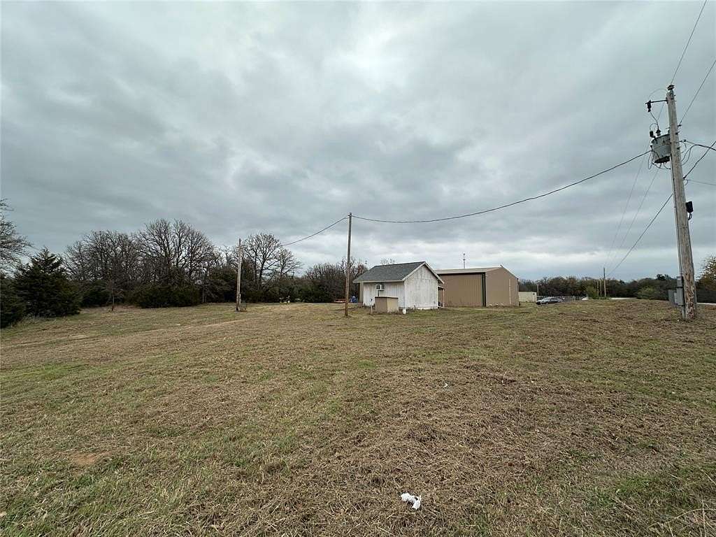 8 Acres of Residential Land for Sale in Tecumseh, Oklahoma
