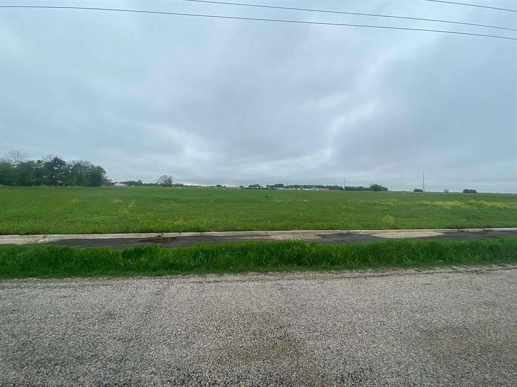 4.27 Acres of Residential Land for Sale in Palmer, Texas