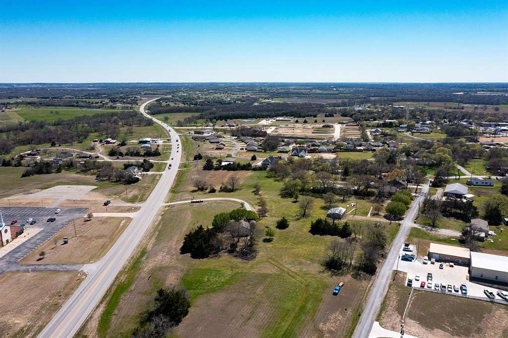 4.58 Acres of Mixed-Use Land for Sale in Blue Ridge, Texas