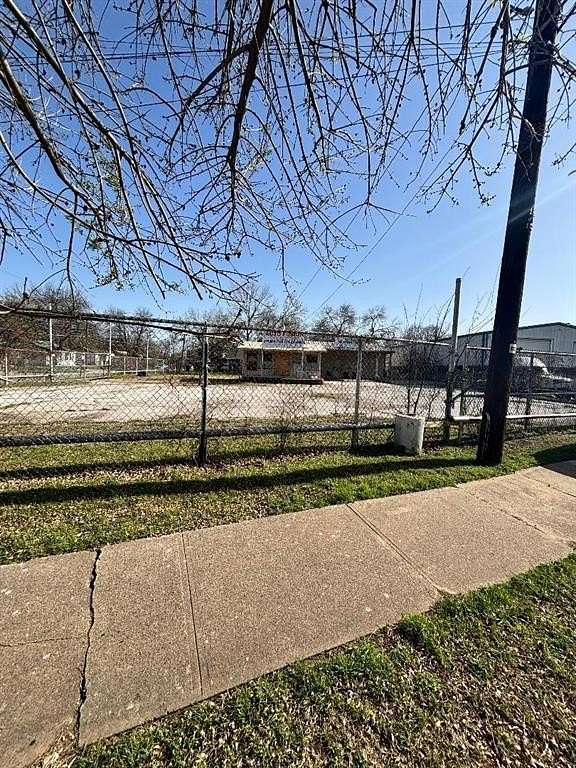 0.18 Acres of Commercial Land for Sale in Dallas, Texas