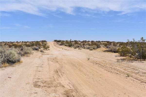 81.9 Acres of Land for Sale in Lancaster, California