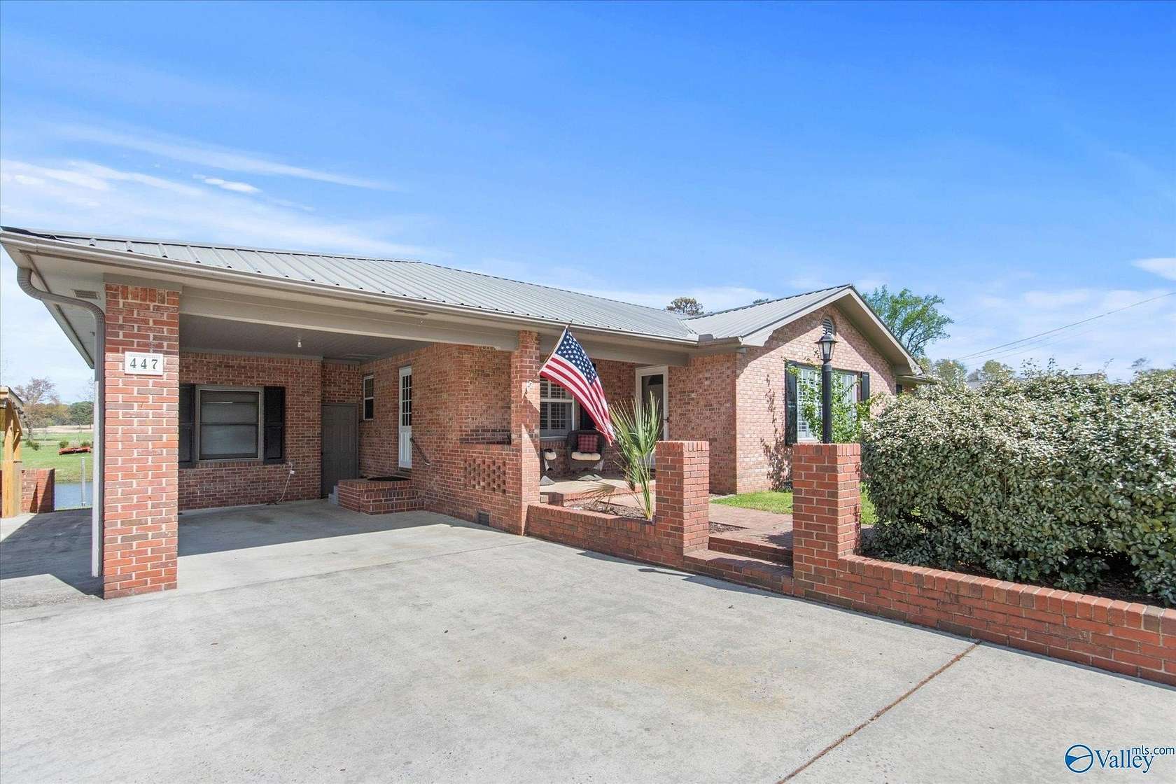 2 Acres of Land with Home for Sale in Boaz, Alabama