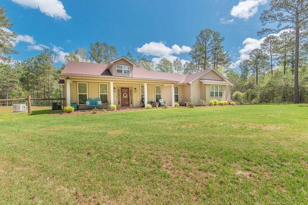 5 Acres of Residential Land with Home for Sale in Lincolnton, Georgia