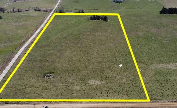 20 Acres of Agricultural Land for Sale in El Dorado Springs, Missouri