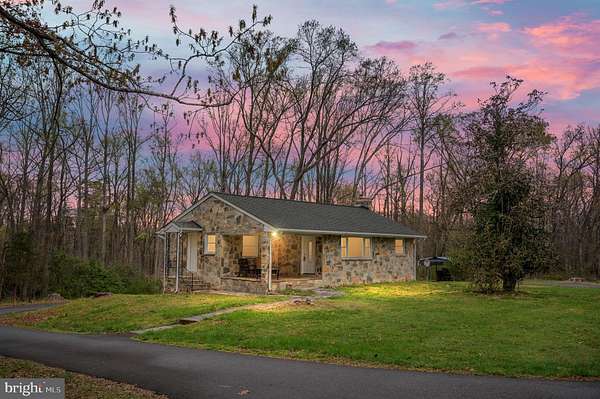 11 Acres of Recreational Land with Home for Sale in Fredericksburg, Virginia