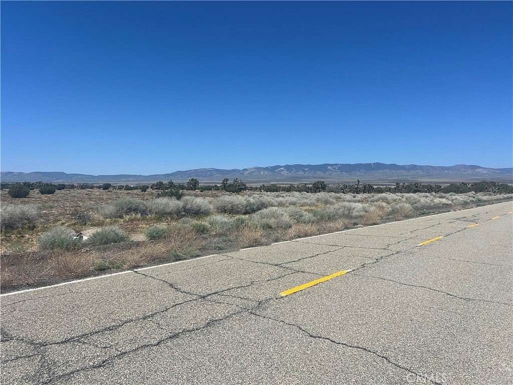 2.5 Acres of Mixed-Use Land for Sale in Lancaster, California