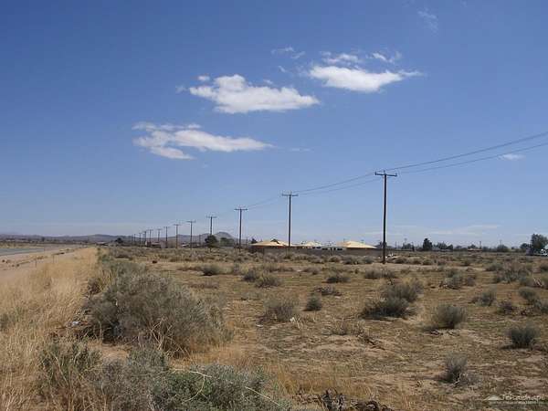 0.17 Acres of Residential Land for Sale in California City, California