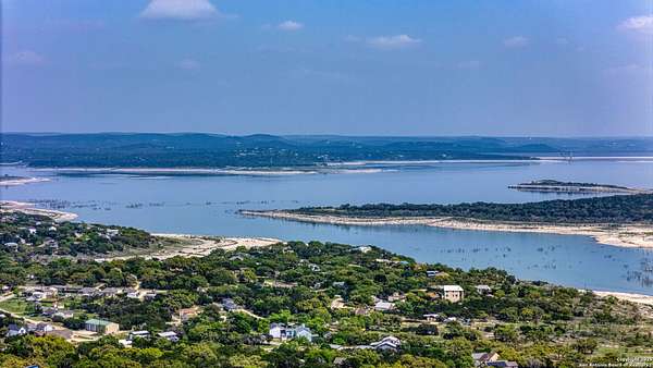 1.24 Acres of Residential Land for Sale in Canyon Lake, Texas