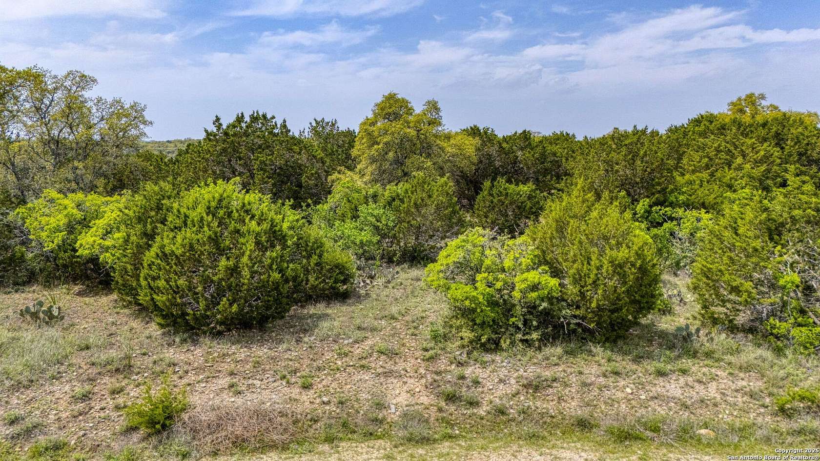 1.24 Acres of Residential Land for Sale in Canyon Lake, Texas