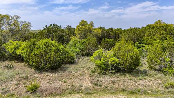 1.24 Acres of Residential Land for Sale in Canyon Lake, Texas