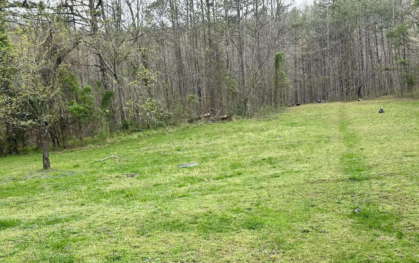 16 Acres of Recreational Land with Home for Sale in Corbin, Kentucky