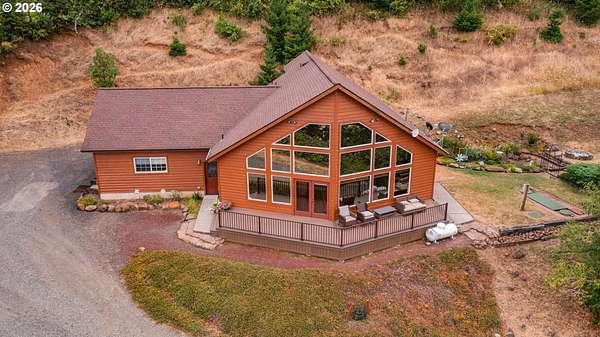 10.3 Acres of Land with Home for Sale in Brownsville, Oregon