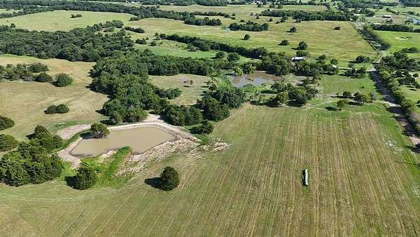 71 Acres of Recreational Land & Farm for Sale in Lone Oak, Texas