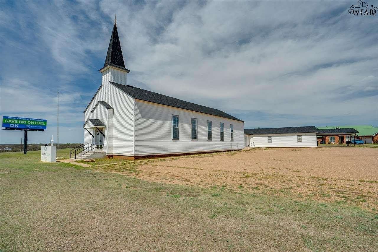 2.57 Acres of Improved Commercial Land for Sale in Wichita Falls, Texas