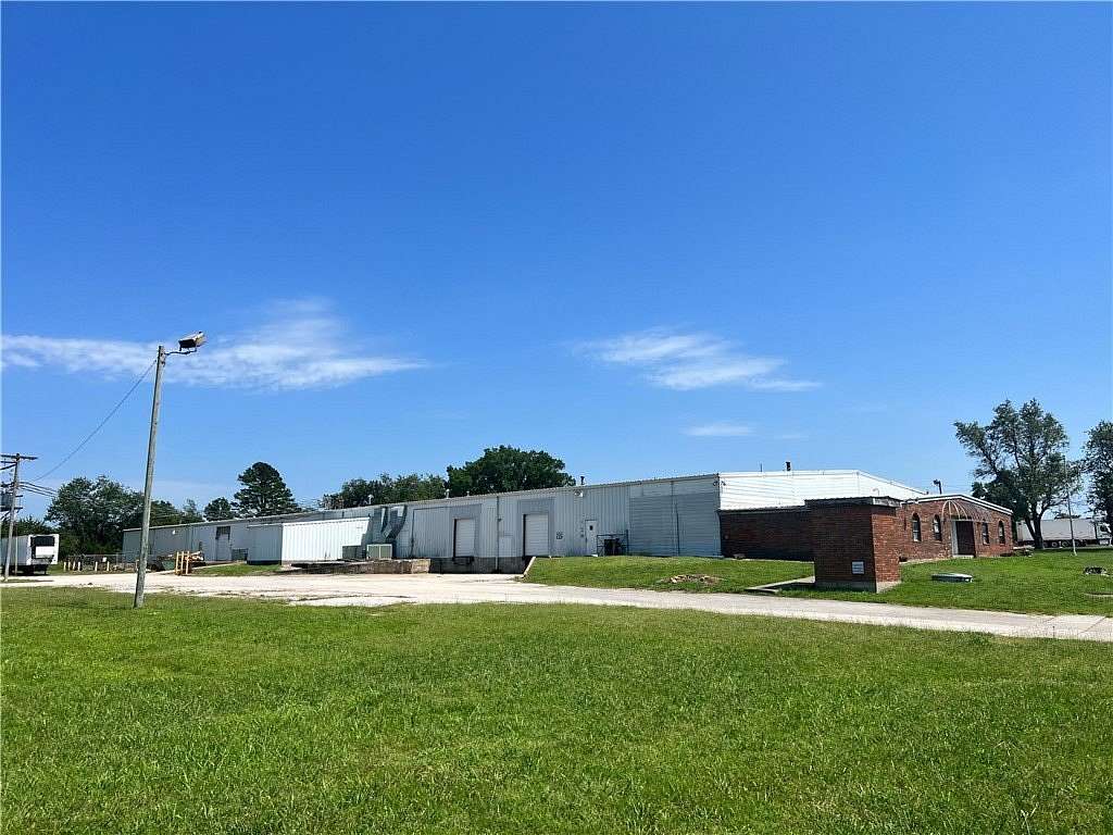 5 Acres of Improved Commercial Land for Lease in Siloam Springs, Arkansas