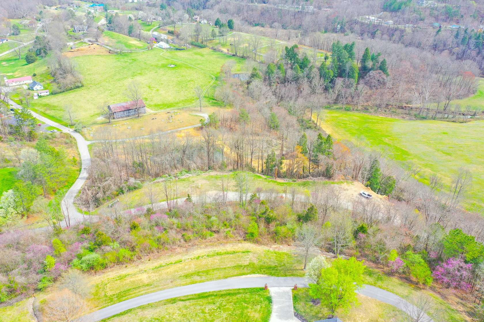 6.74 Acres of Residential Land for Sale in Manchester, Kentucky