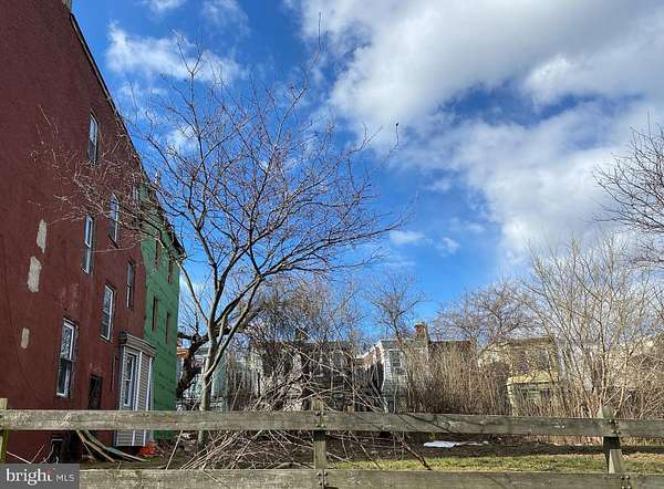 0.05 Acres of Land for Sale in Philadelphia, Pennsylvania