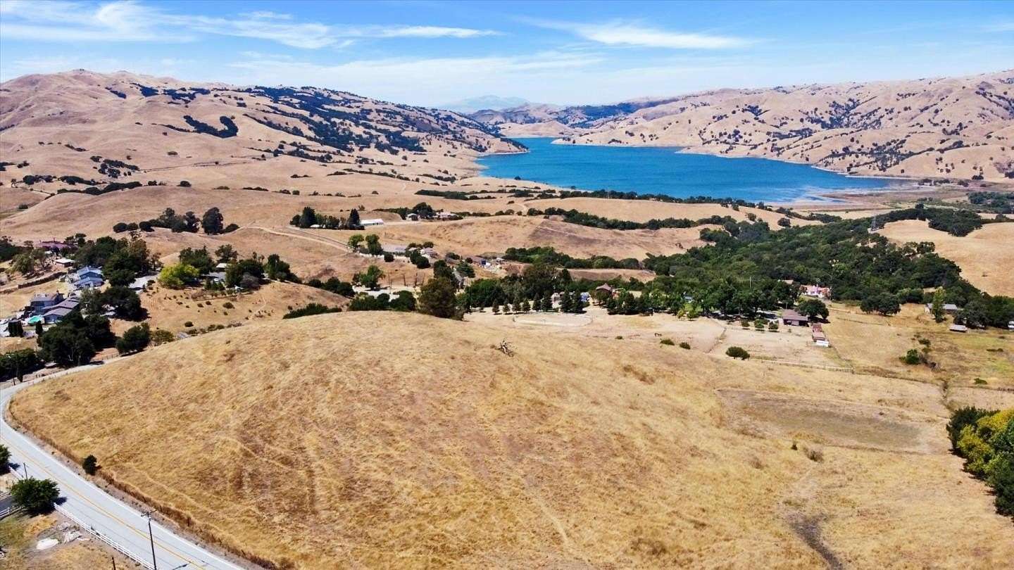 18.7 Acres of Land for Sale in San Jose, California