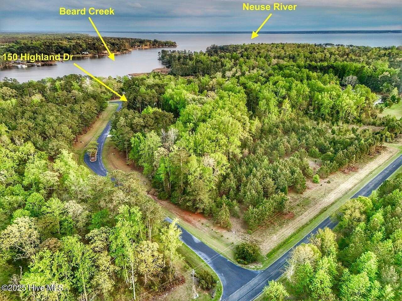 0.76 Acres of Residential Land for Sale in Grantsboro, North Carolina