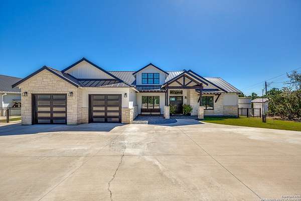 4 Acres of Residential Land with Home for Sale in Boerne, Texas