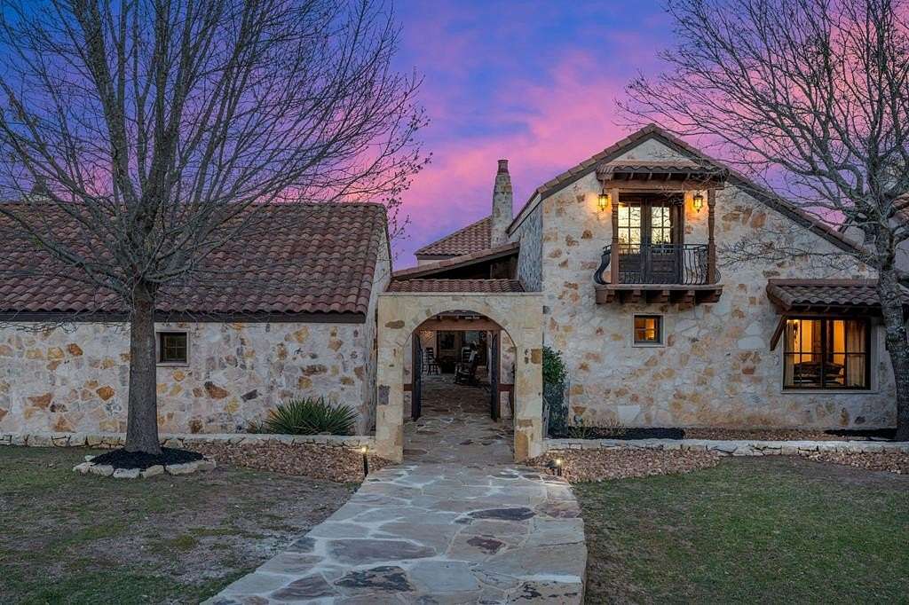 19.7 Acres of Land with Home for Sale in Comfort, Texas