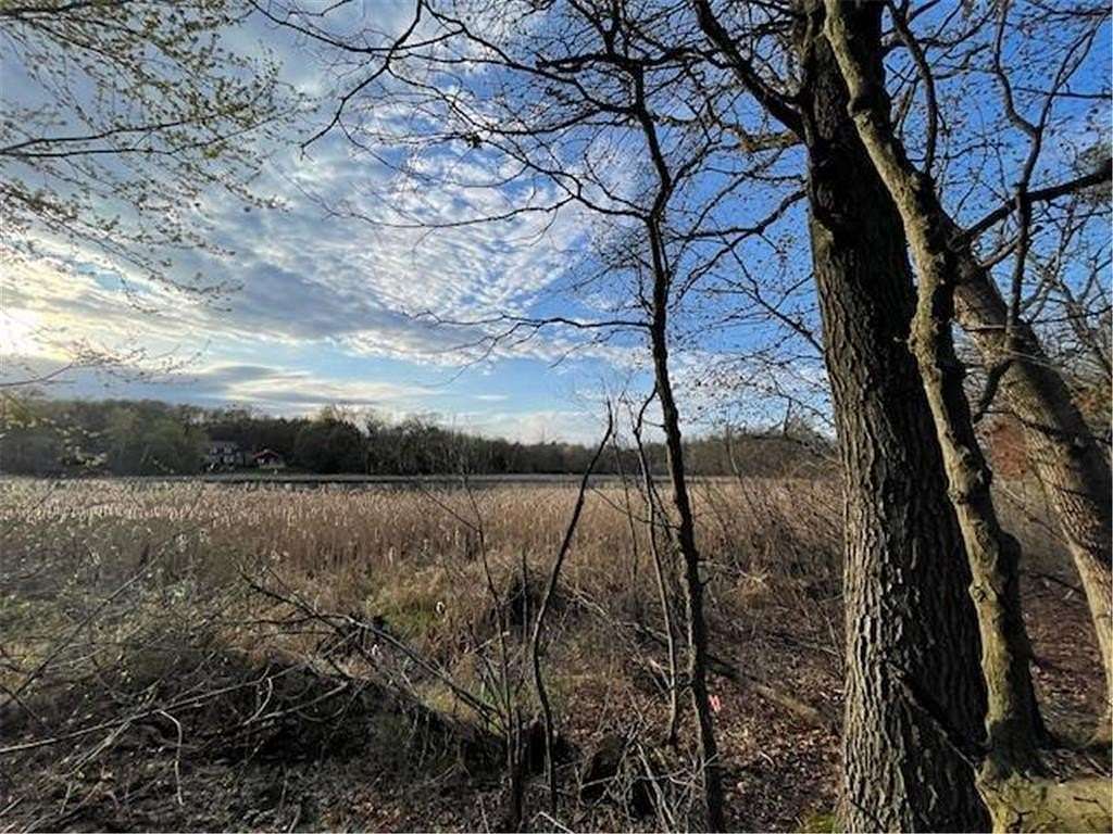 0.5 Acres of Residential Land for Sale in Mahtomedi, Minnesota