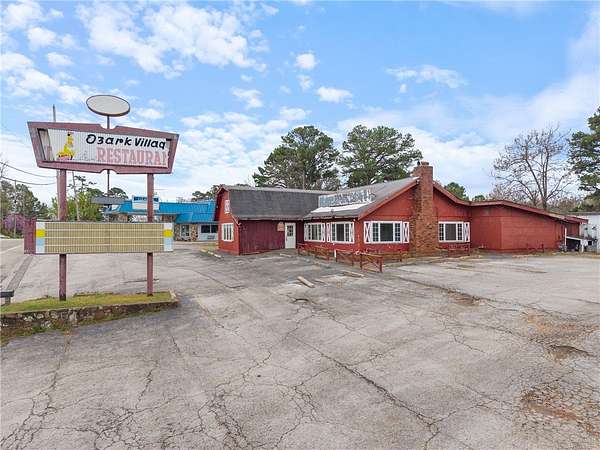 56.1 Acres of Improved Mixed-Use Land for Sale in Eureka Springs, Arkansas