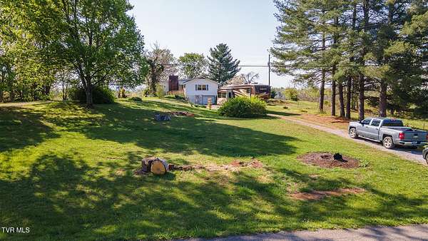 17.1 Acres of Land with Home for Sale in Mosheim, Tennessee