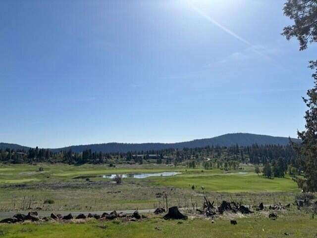 0.53 Acres of Residential Land for Sale in Klamath Falls, Oregon