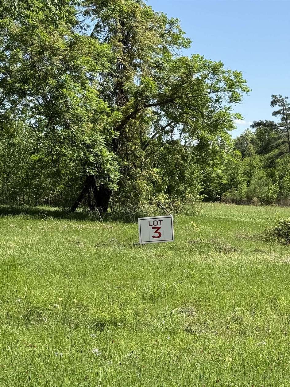 6 Acres of Residential Land for Sale in Henderson, Texas