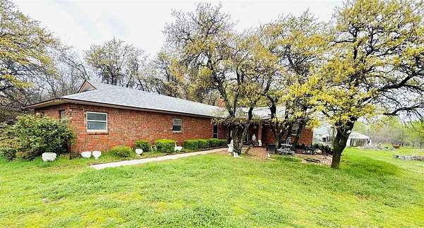 10 Acres of Land with Home for Sale in Rush Springs, Oklahoma