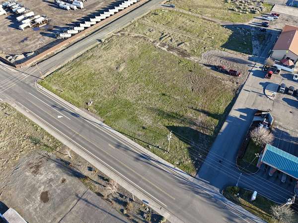 1.82 Acres of Commercial Land for Sale in Klamath Falls, Oregon