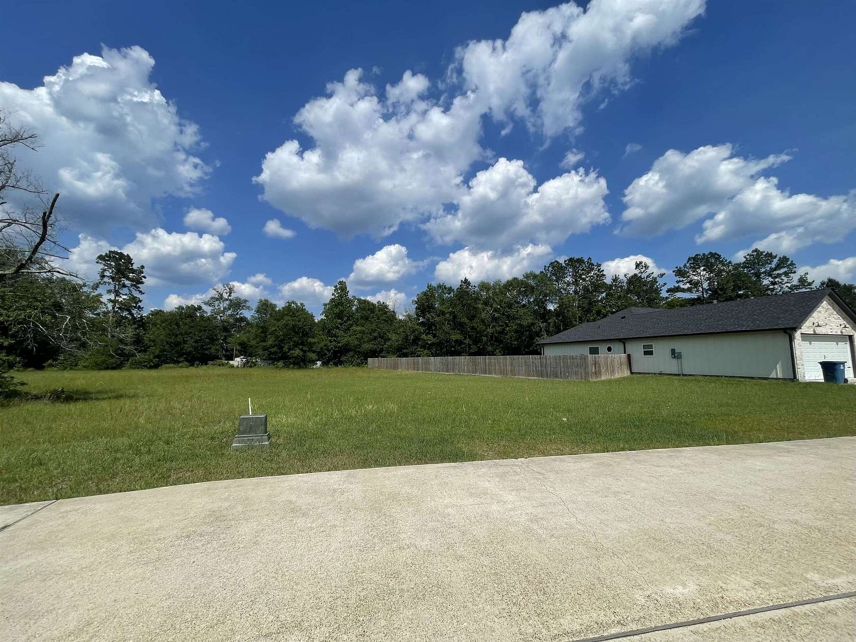0.49 Acres of Residential Land for Sale in Vidor, Texas