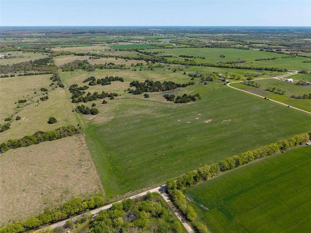 30 Acres of Land for Sale in Celeste, Texas
