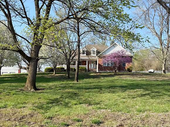 60 Acres of Land with Home for Sale in El Dorado Springs, Missouri