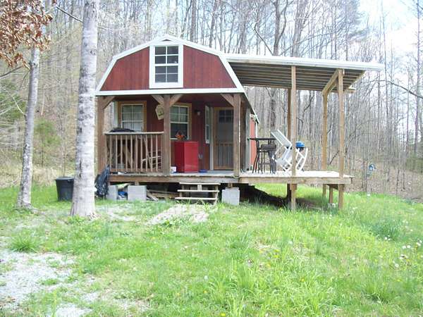 25 Acres of Recreational Land for Sale in Sneedville, Tennessee