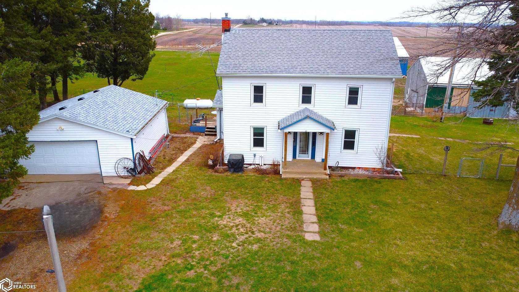 3 Acres of Residential Land with Home for Sale in Marshalltown, Iowa