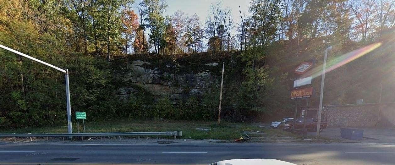 0.4 Acres of Commercial Land for Sale in Huntington, West Virginia