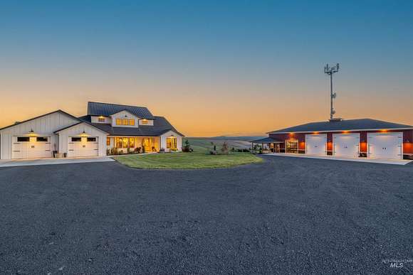 33 Acres of Land with Home for Sale in Lewiston, Idaho