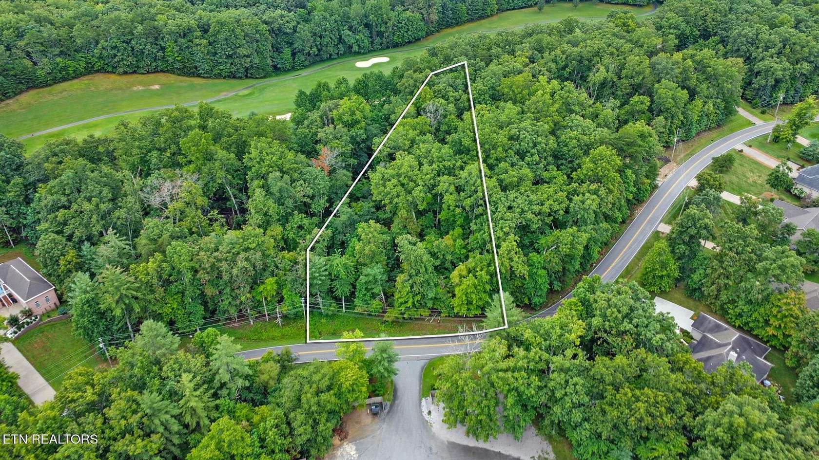 1.3 Acres of Residential Land for Sale in Crossville, Tennessee