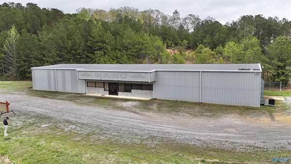 5 Acres of Improved Commercial Land for Sale in Hamilton, Alabama
