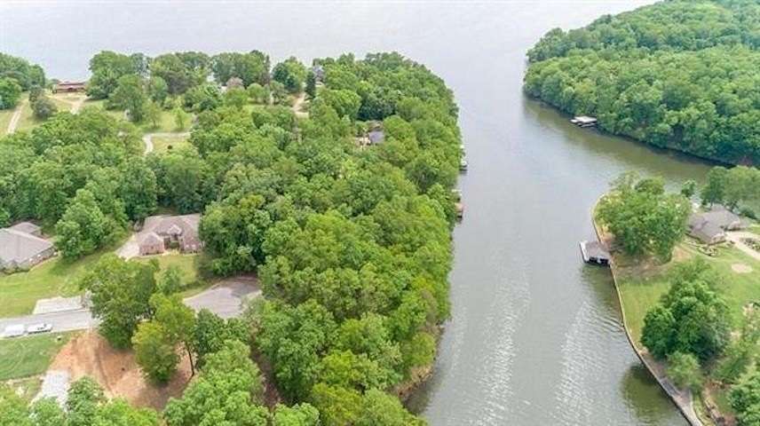 0.8 Acres of Residential Land for Sale in Florence, Alabama