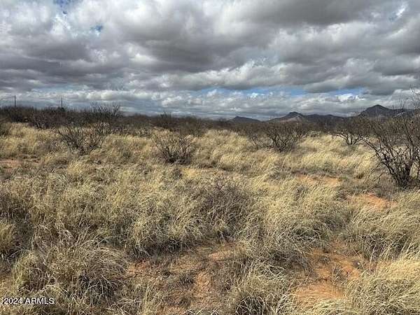 4.79 Acres of Residential Land for Sale in Hereford, Arizona