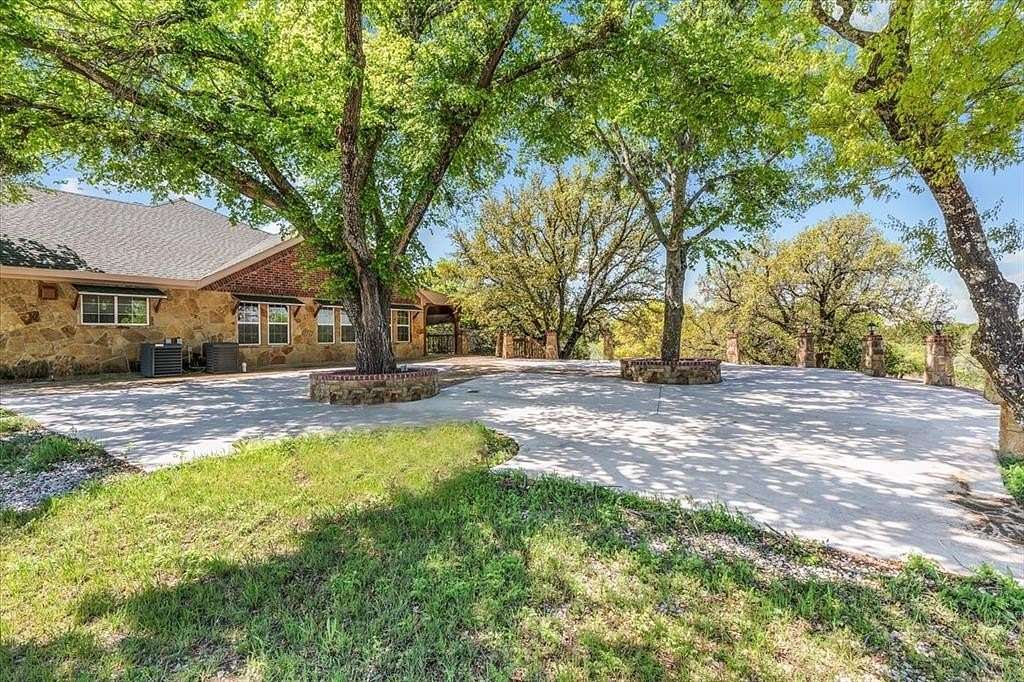 2.6 Acres of Residential Land with Home for Sale in Weatherford, Texas
