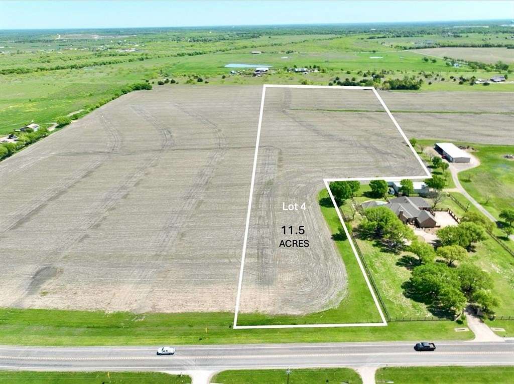 11.5 Acres of Land for Sale in Ennis, Texas