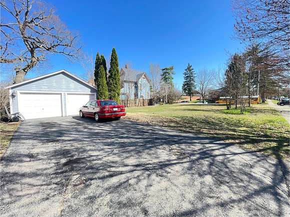 0.2 Acres of Residential Land for Sale in Elgin, Illinois