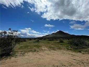 100 Acres of Land for Sale in Apple Valley, California