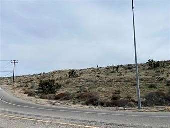 20.4 Acres of Recreational Land for Sale in Phelan, California