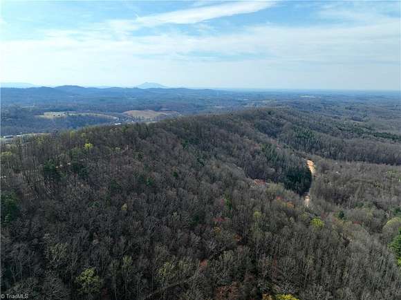 325 Acres of Land for Sale in Mount Airy, North Carolina