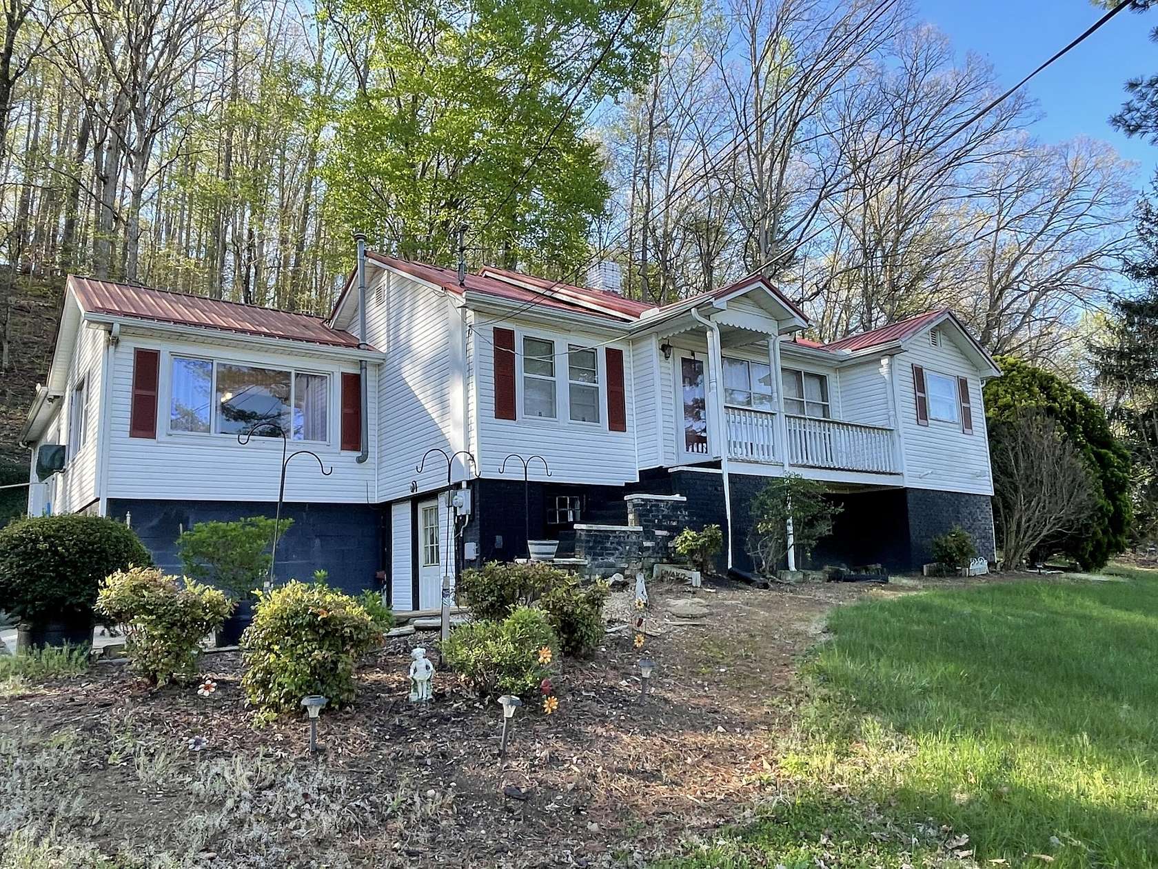 6.9 Acres of Residential Land with Home for Sale in Rogersville, Tennessee